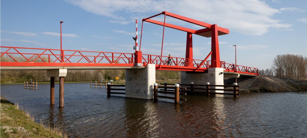 Realisatie bruggen Schateiland